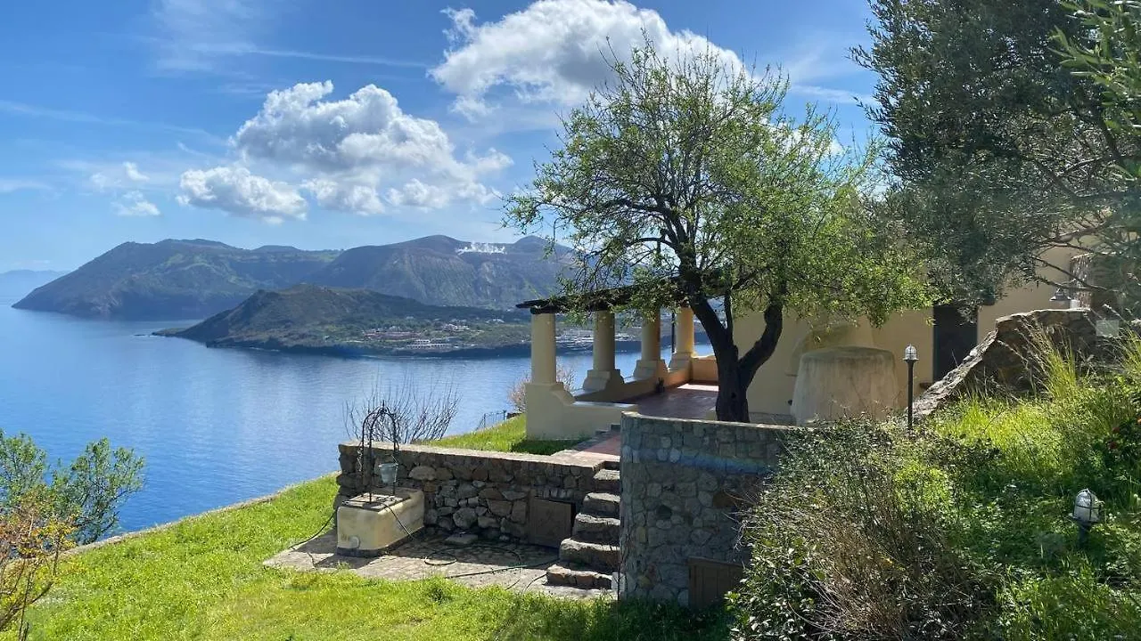 Villa La Casa del Mandorlo San Salvatore  Casa vacanze