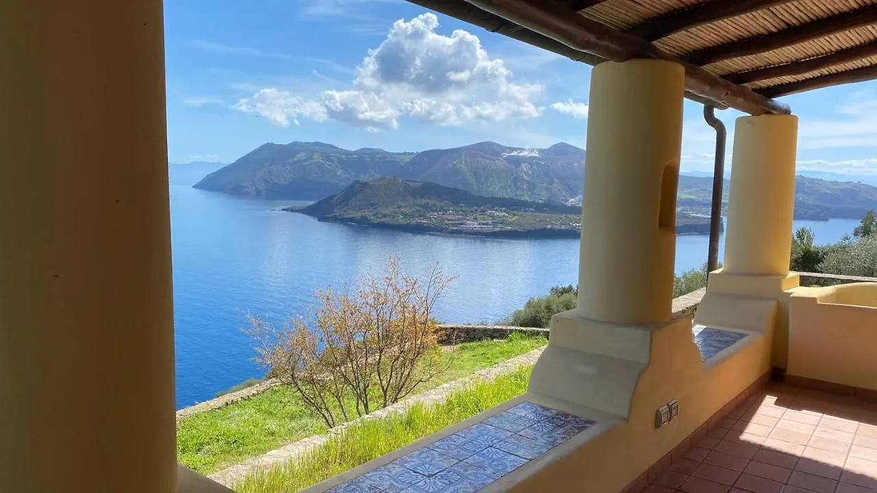 Villa La Casa del Mandorlo San Salvatore  Italia