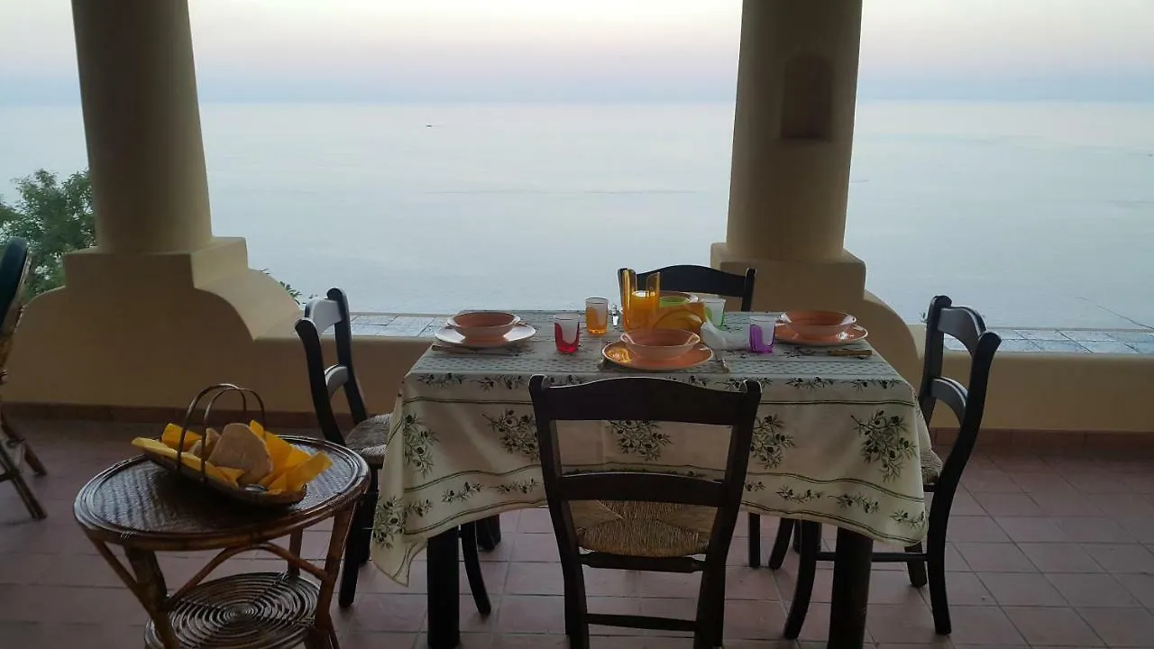 Casa vacanze Villa La Casa del Mandorlo San Salvatore