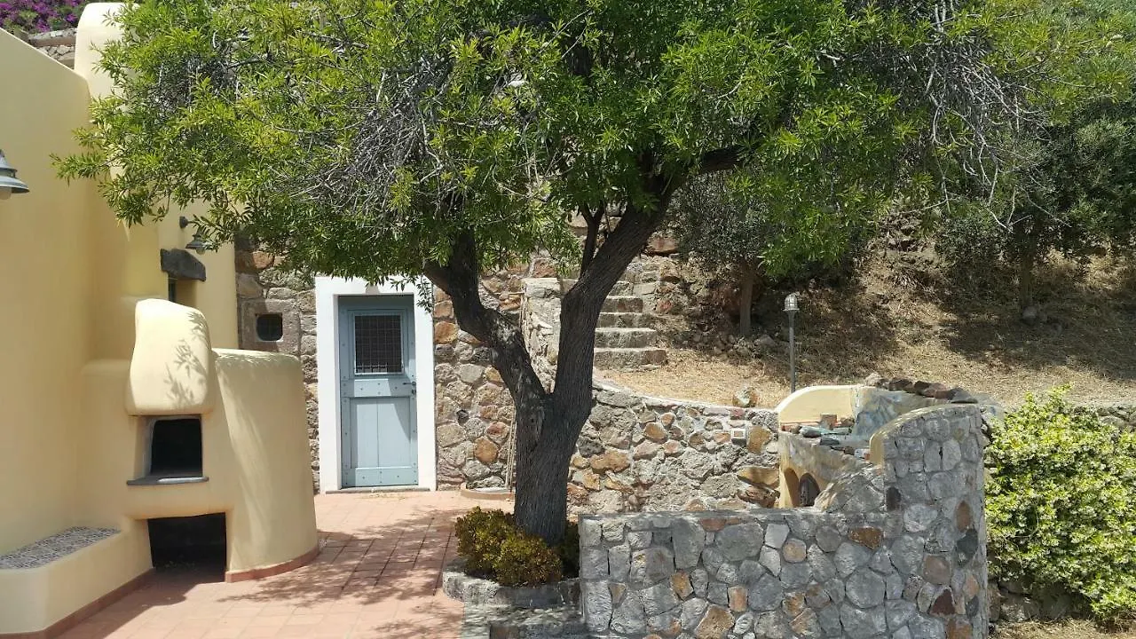 Villa La Casa del Mandorlo San Salvatore  Casa vacanze