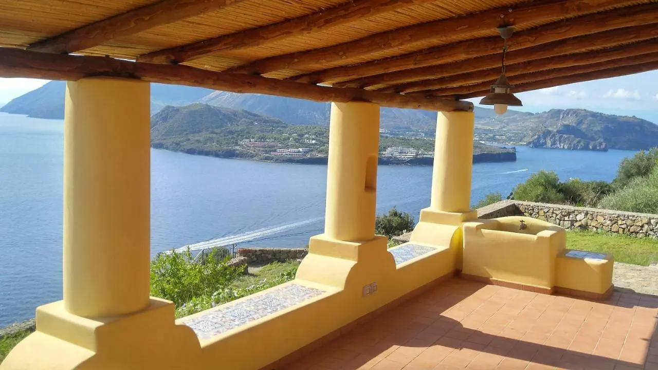 Casa vacanze Villa La Casa del Mandorlo San Salvatore  Italia