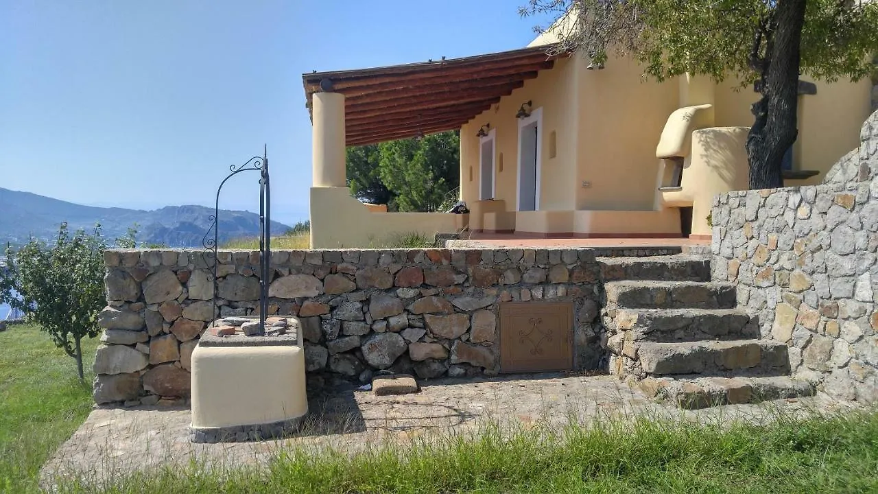 Villa La Casa del Mandorlo San Salvatore  0*, San Salvatore (Messina)